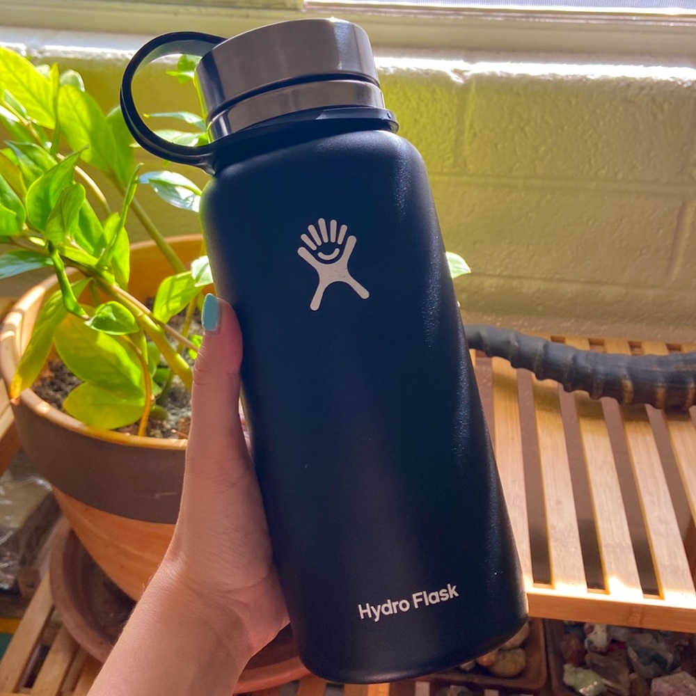 32oz Black Hydro Flask